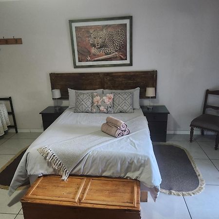 Mimosa Guesthouse Colesberg Kültér fotó