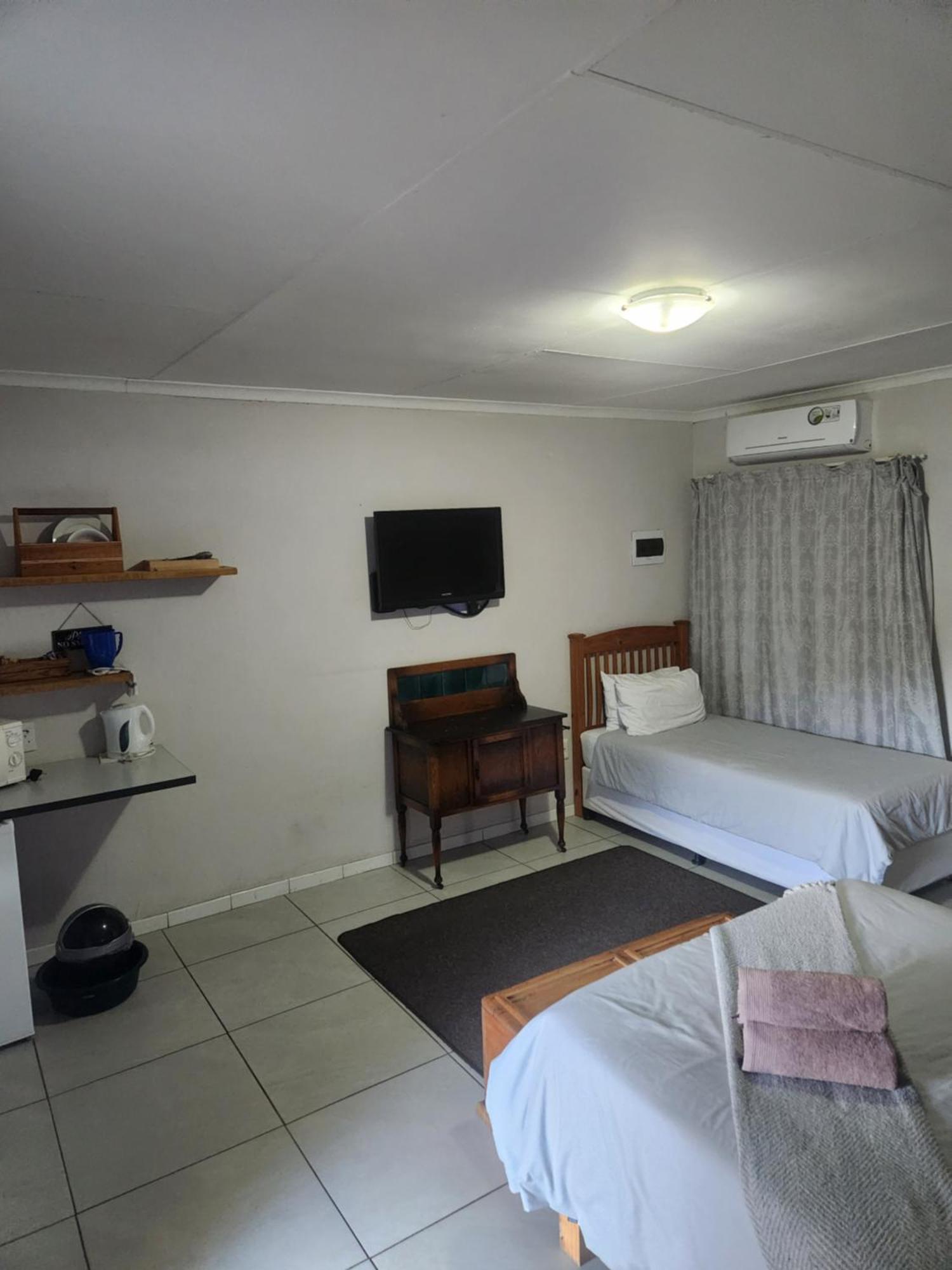 Mimosa Guesthouse Colesberg Kültér fotó