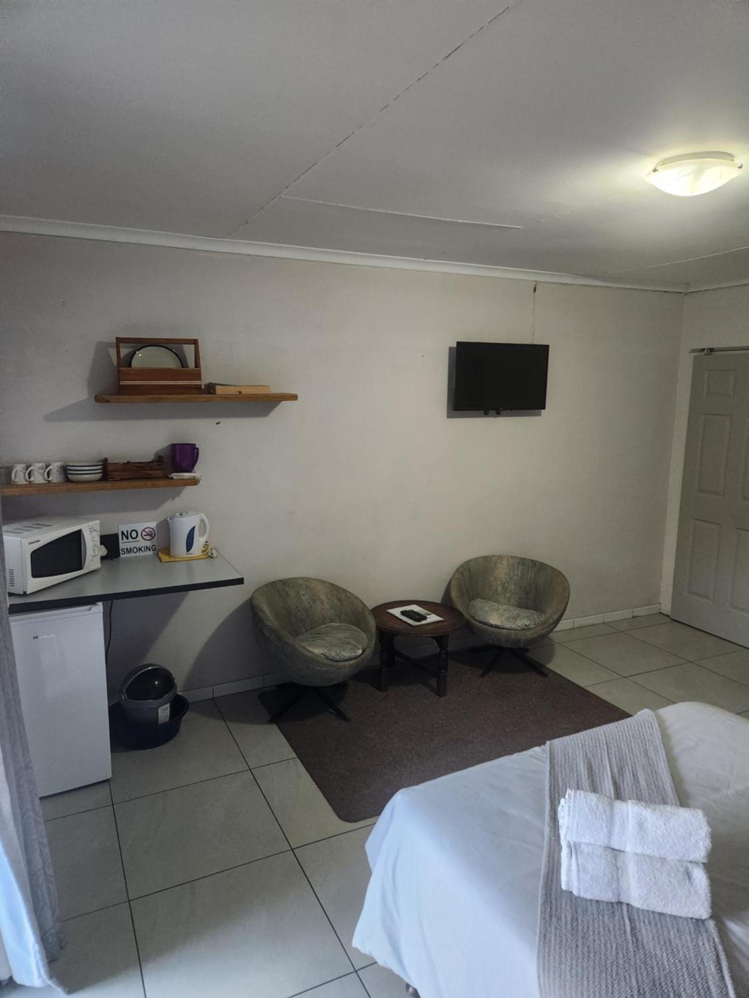 Mimosa Guesthouse Colesberg Kültér fotó